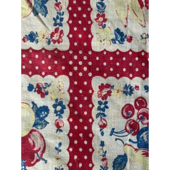 Vintage Red Polka Dot Fruit-Themed  Table Cloth 32" x32" Square - Picture 4 of 7